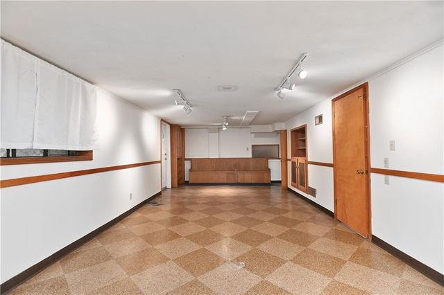 2444 W 103rd Street, Leawood, KS 66206