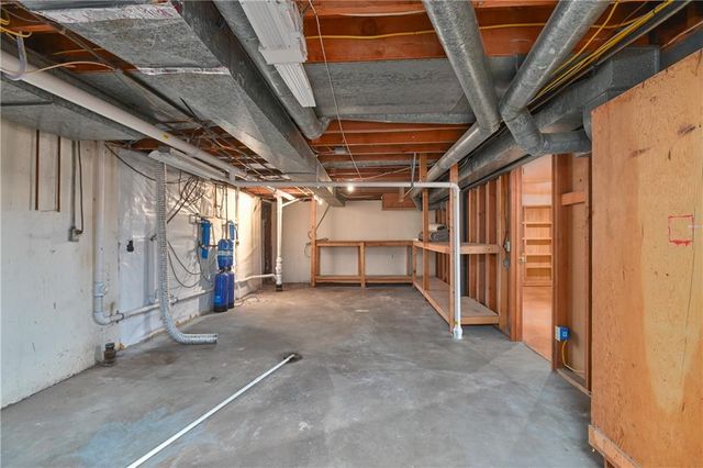 2444 W 103rd Street, Leawood, KS 66206