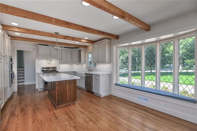 2444 W 103rd Street, Leawood, KS 66206