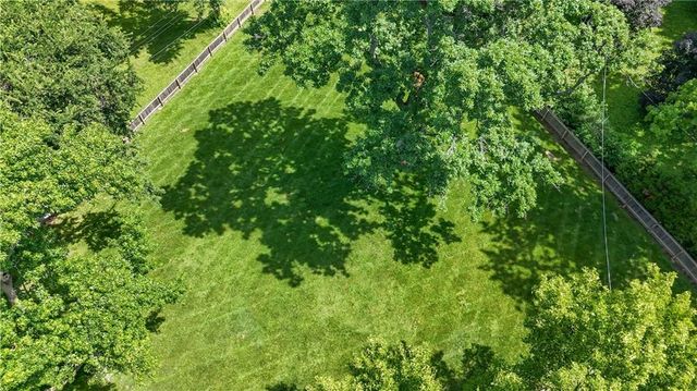 2444 W 103rd Street, Leawood, KS 66206