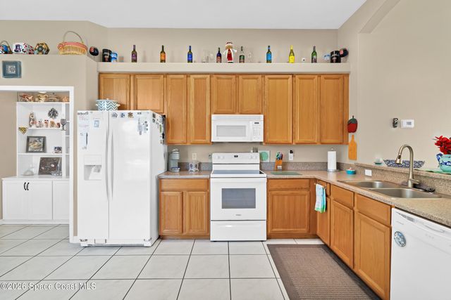 2101 Chinaberry Circle SE, Palm Bay, FL 32909