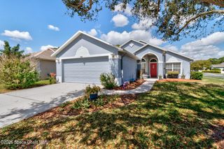 2101 Chinaberry Circle SE, Palm Bay, FL 32909
