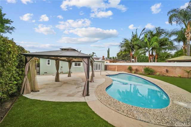 12319 Erwin, Valley Glen, CA 91606