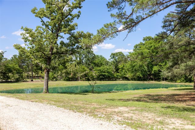 1756 County Road 45080 Road, Powderly, TX 75473
