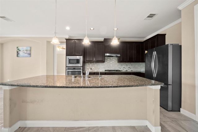 3011 Rocky Canyon Drive, Pearland, TX 77584