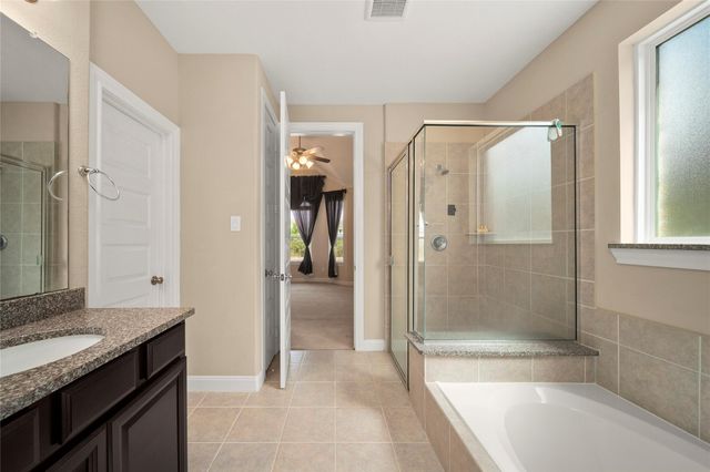 3011 Rocky Canyon Drive, Pearland, TX 77584