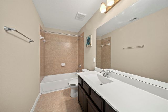 3011 Rocky Canyon Drive, Pearland, TX 77584