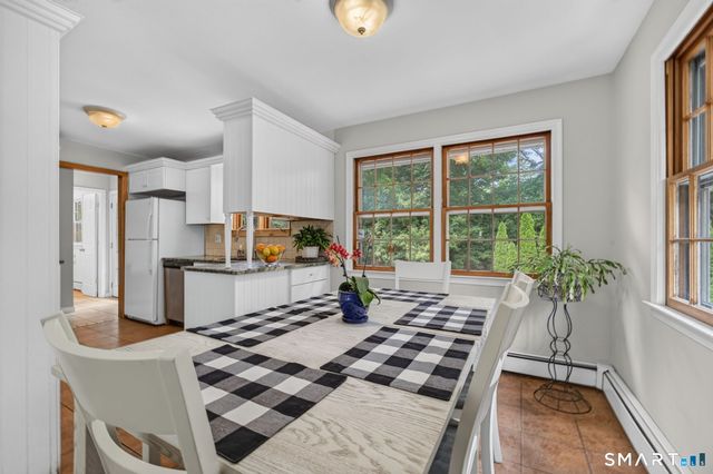 11 Sealand Drive, Newtown, CT 06470