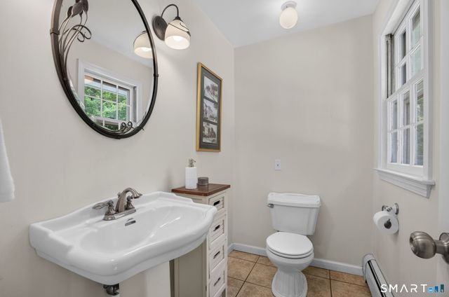 11 Sealand Drive, Newtown, CT 06470