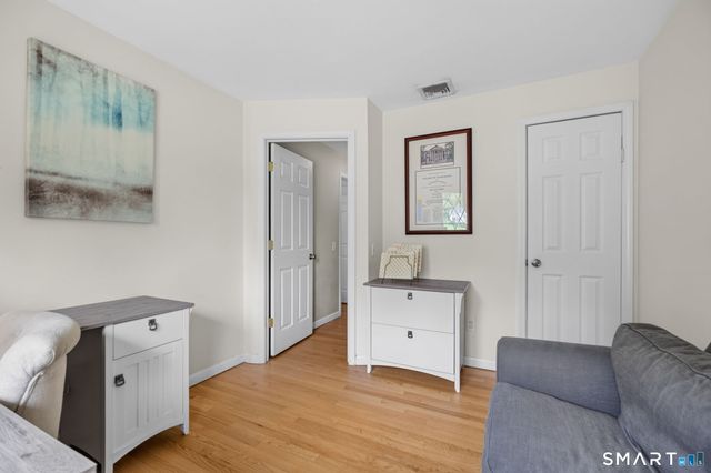 11 Sealand Drive, Newtown, CT 06470