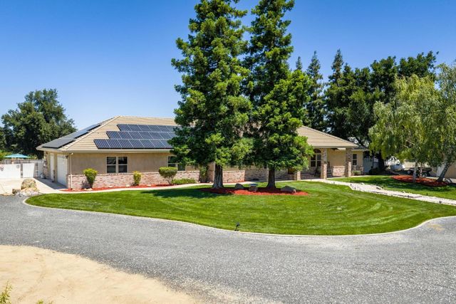 9885 E Louise, Manteca, CA 95336