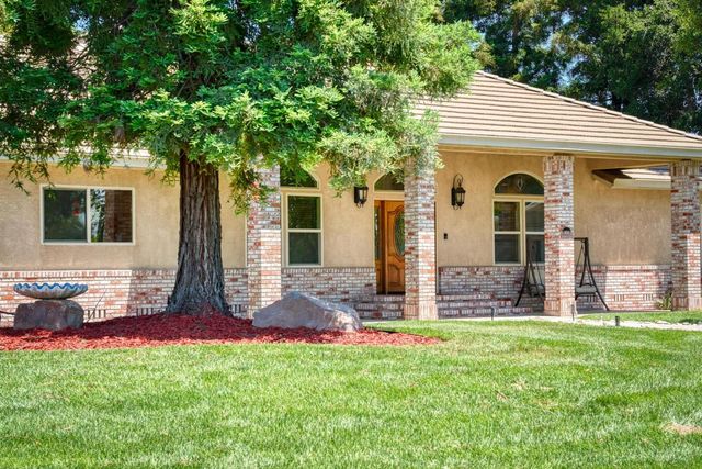 9885 E Louise, Manteca, CA 95336