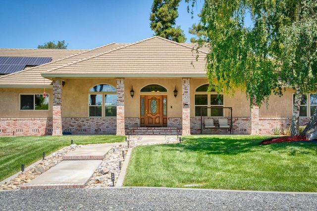 9885 E Louise, Manteca, CA 95336