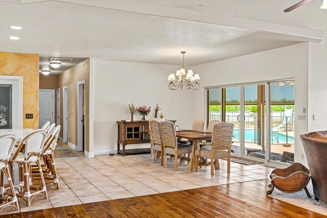 9885 E Louise, Manteca, CA 95336