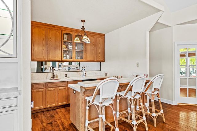 9885 E Louise, Manteca, CA 95336
