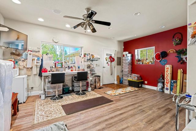9885 E Louise, Manteca, CA 95336