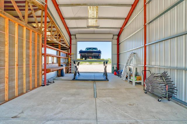 9885 E Louise, Manteca, CA 95336