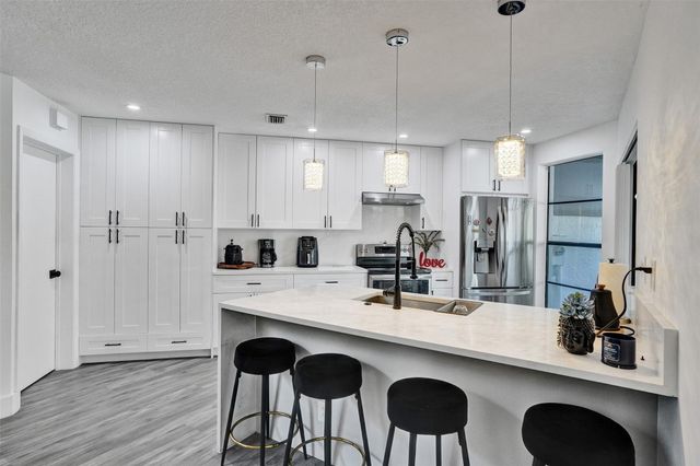 3633 NW 6th Street 3633, Deerfield Beach, FL 33442