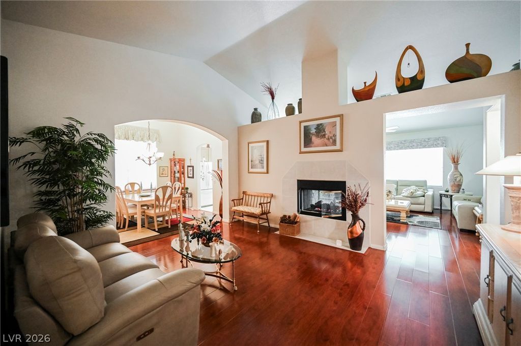 8636 Highland View Avenue, Las Vegas, NV 89145 — photo 2