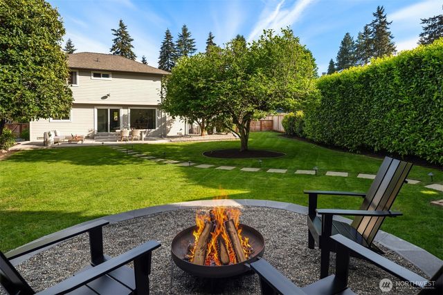 24006 27th Place W, Brier, WA 98036