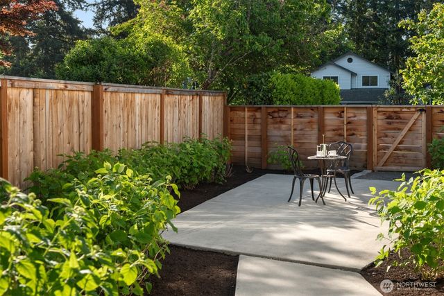 24006 27th Place W, Brier, WA 98036
