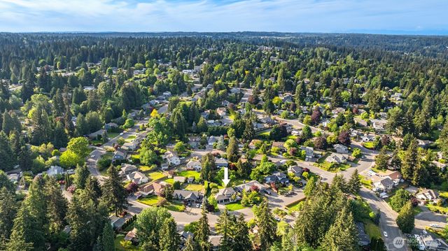24006 27th Place W, Brier, WA 98036