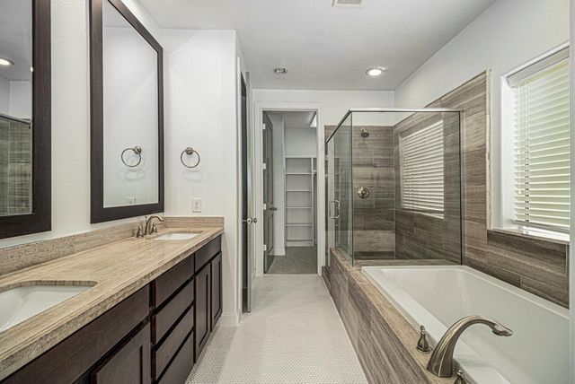 9674 Knight Road, Houston, TX 77045