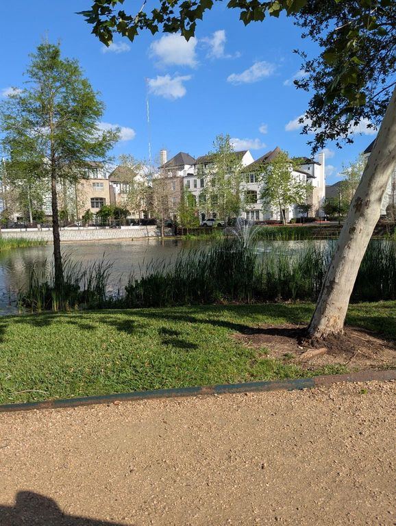 9674 Knight Road, Houston, TX 77045