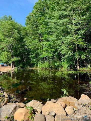 15 Krakow Street B, Derby, CT 06418