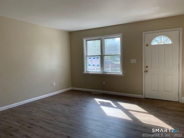 15 Krakow Street B, Derby, CT 06418