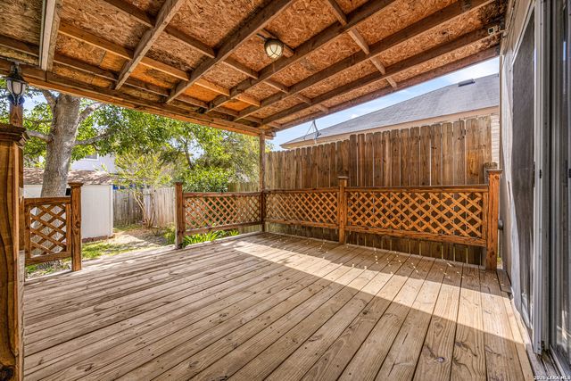 6726 MELODY CANYON DR, San Antonio, TX 78239