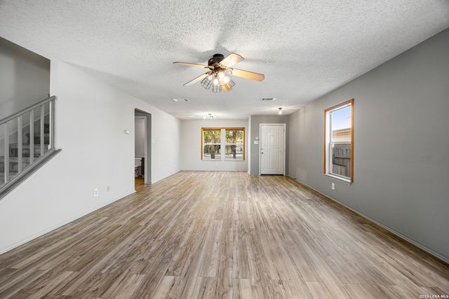 6726 MELODY CANYON DR, San Antonio, TX 78239