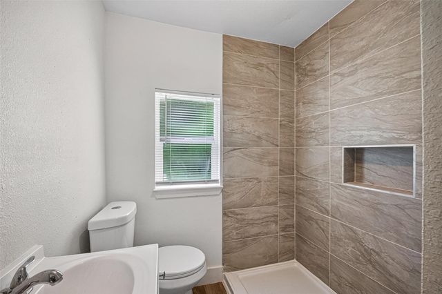 4901 Stimson Street 7, Houston, TX 77023