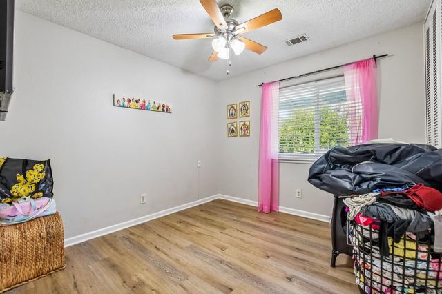 3800 Wrigley Cir, North Highlands, CA 95660
