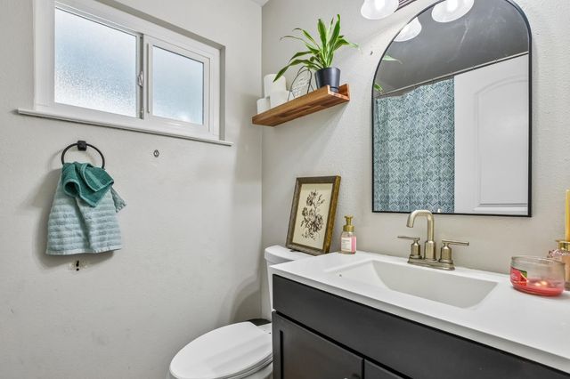 3800 Wrigley Cir, North Highlands, CA 95660