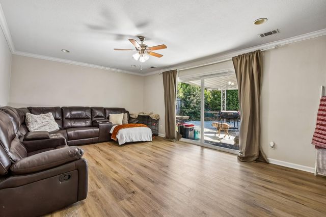 3800 Wrigley Cir, North Highlands, CA 95660