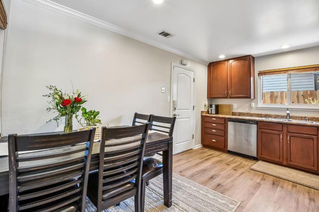 3800 Wrigley Cir, North Highlands, CA 95660