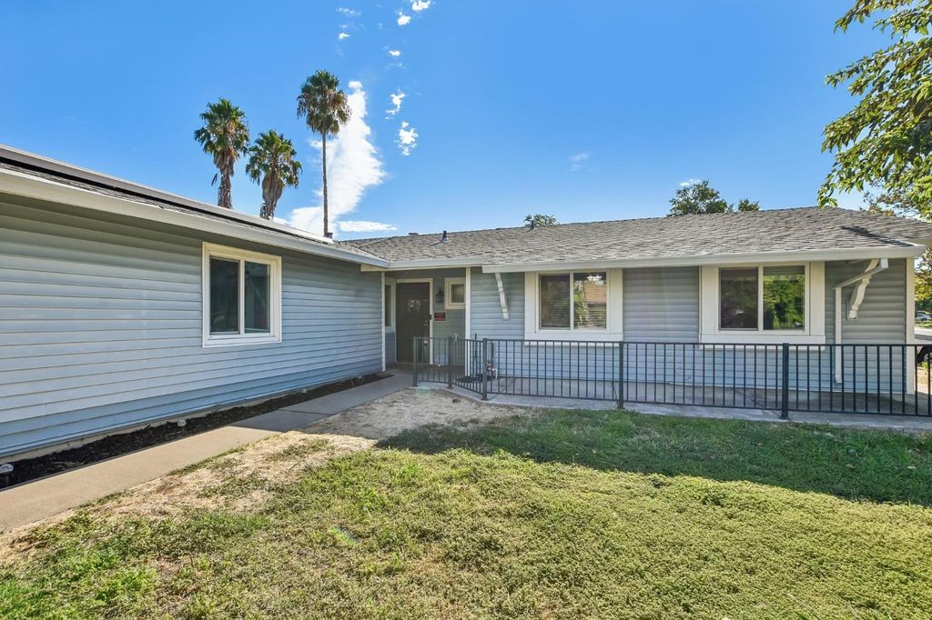 3800 Wrigley Cir, North Highlands, CA 95660