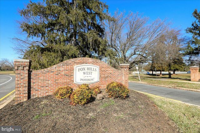 8807 BELLS MILL RD, Potomac, MD 20854