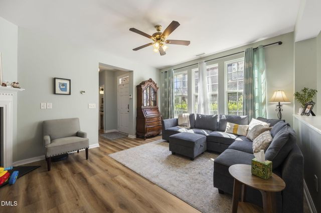 113 Longchamp Lane, Cary, NC 27519