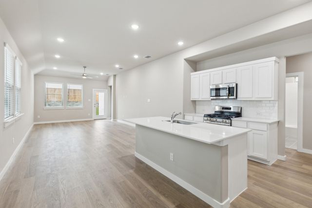 8356 Kingfisher Road, Aubrey, TX 76227