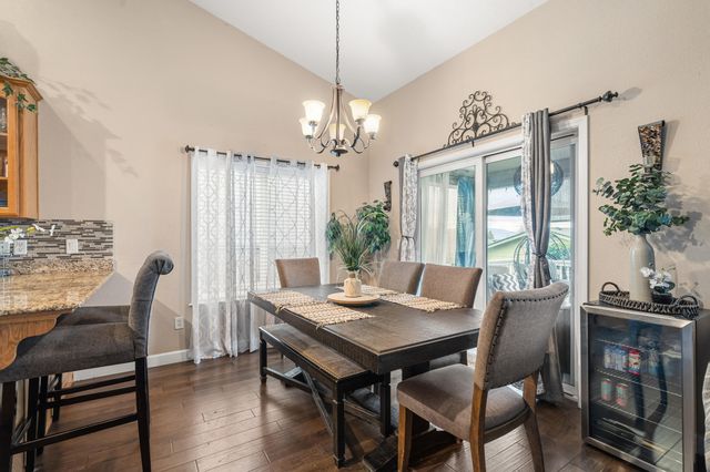 3043 Colonial Avenue, Medford, OR 97504