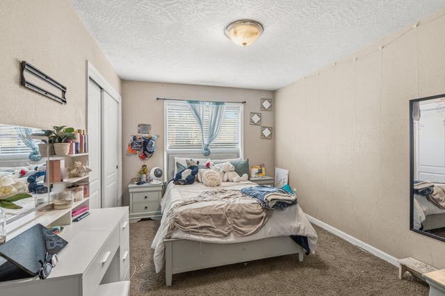 3043 Colonial Avenue, Medford, OR 97504