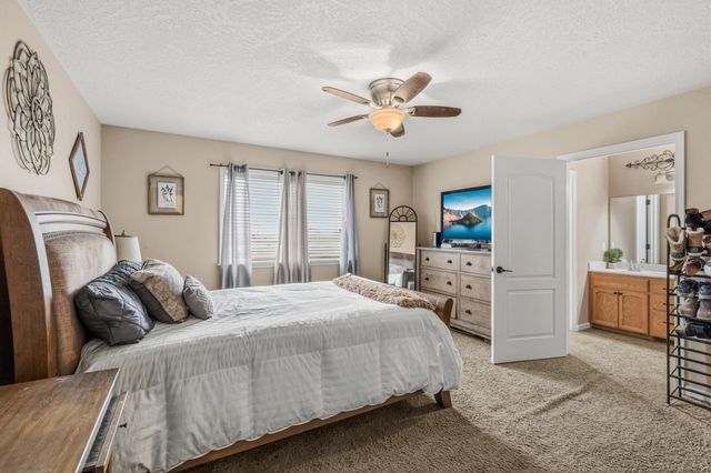 3043 Colonial Avenue, Medford, OR 97504