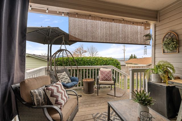 3043 Colonial Avenue, Medford, OR 97504