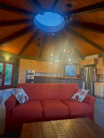 12767 Newtown Rd, Nevada City, CA 95959