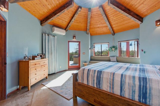 12767 Newtown Rd, Nevada City, CA 95959
