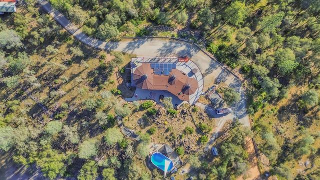 12767 Newtown Rd, Nevada City, CA 95959