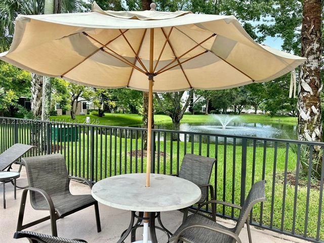 10121 W Sunrise Blvd 204, Plantation, FL 33322