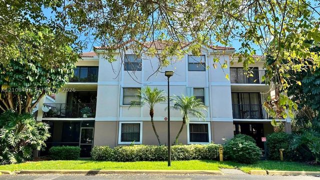 10121 W Sunrise Blvd 204, Plantation, FL 33322